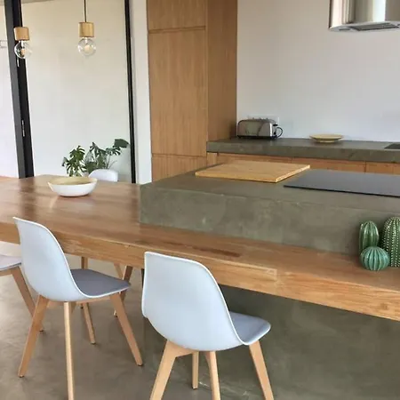 Hébergement de vacances Minimalist House With Volcano View & Heated Pool *